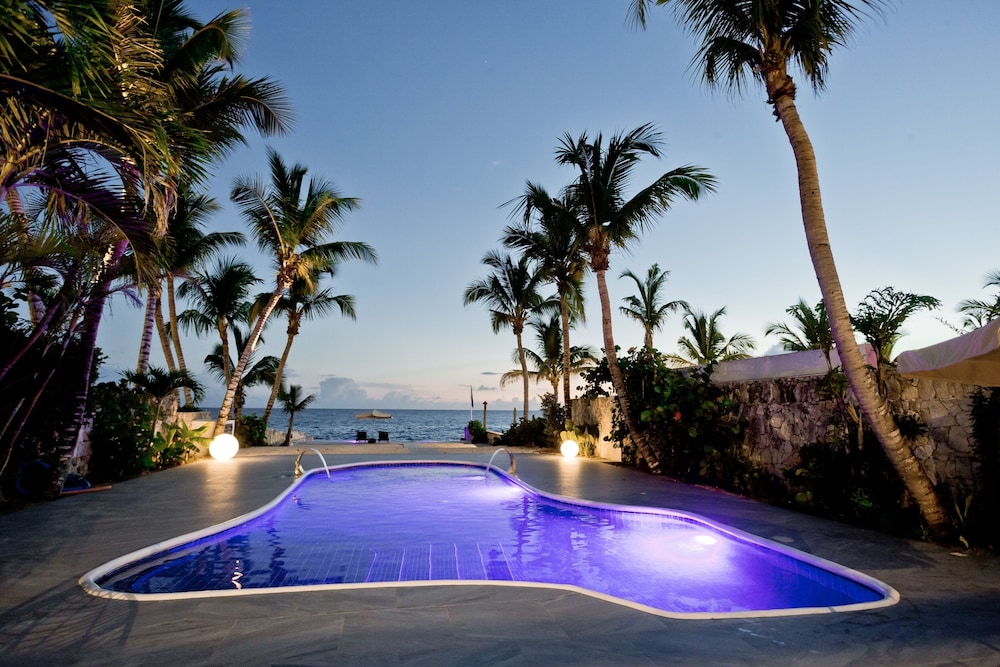 Tracadero Beach Resort 39/77