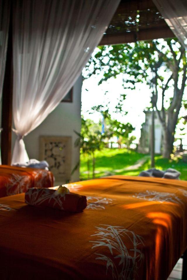 Avilion Villa Cinta 34/37