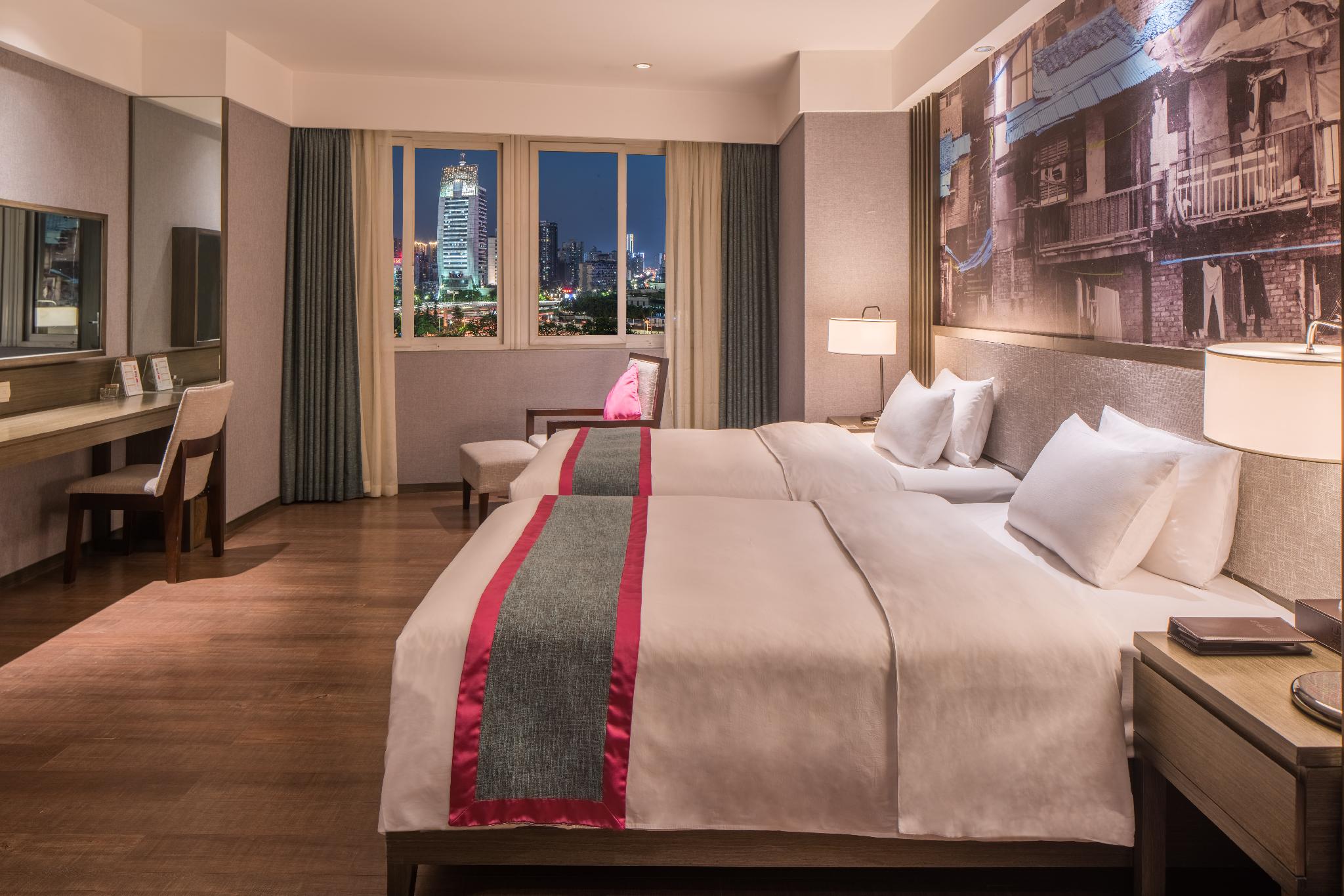 Rezen Kingtown Hotel (Chongqing Xinpaifang) 7/26