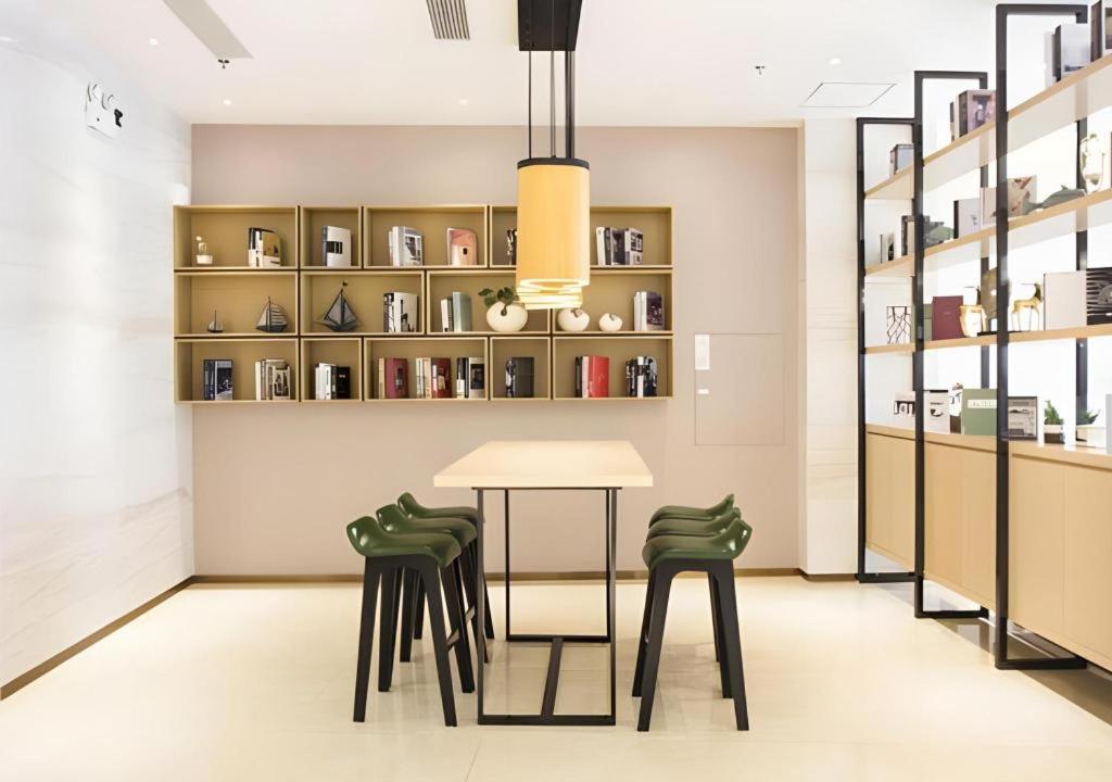 City Comfort Inn Yuzhou Dayuxiang 44/48