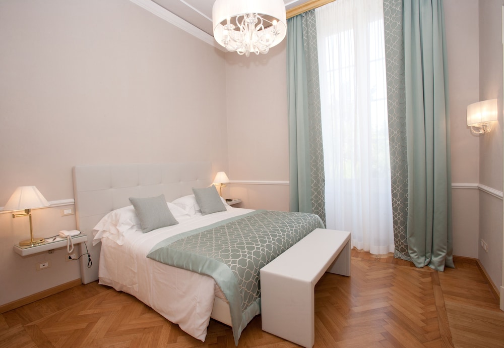 Imperiale Palace Hotel 23/71