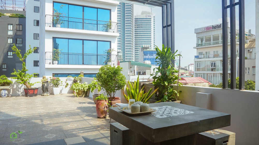 Green House Service Apartment 38/46