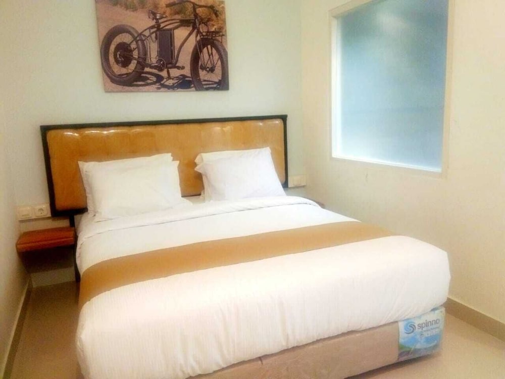 De La Charis Hotel by Waringin Hospitality 28/55