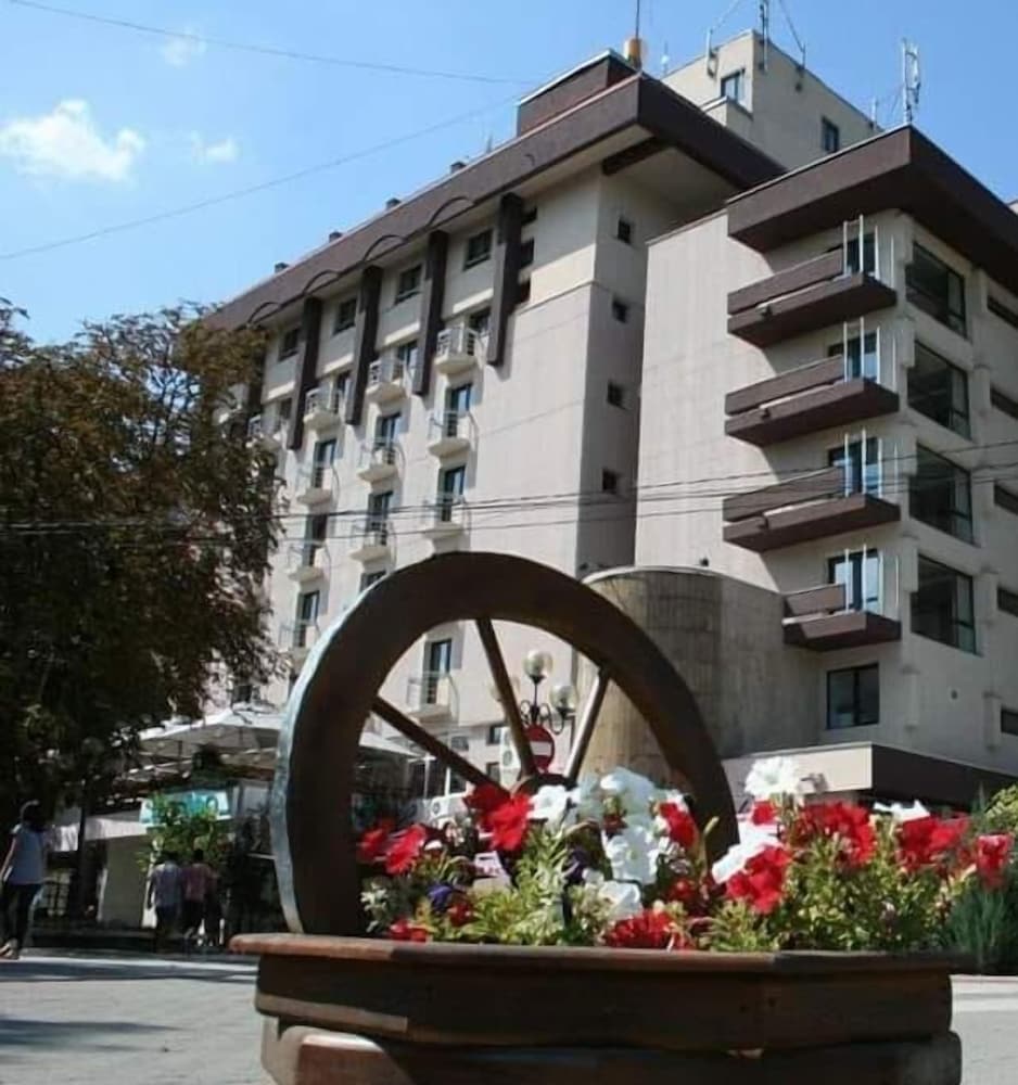 Hotel Rapsodia 2/46