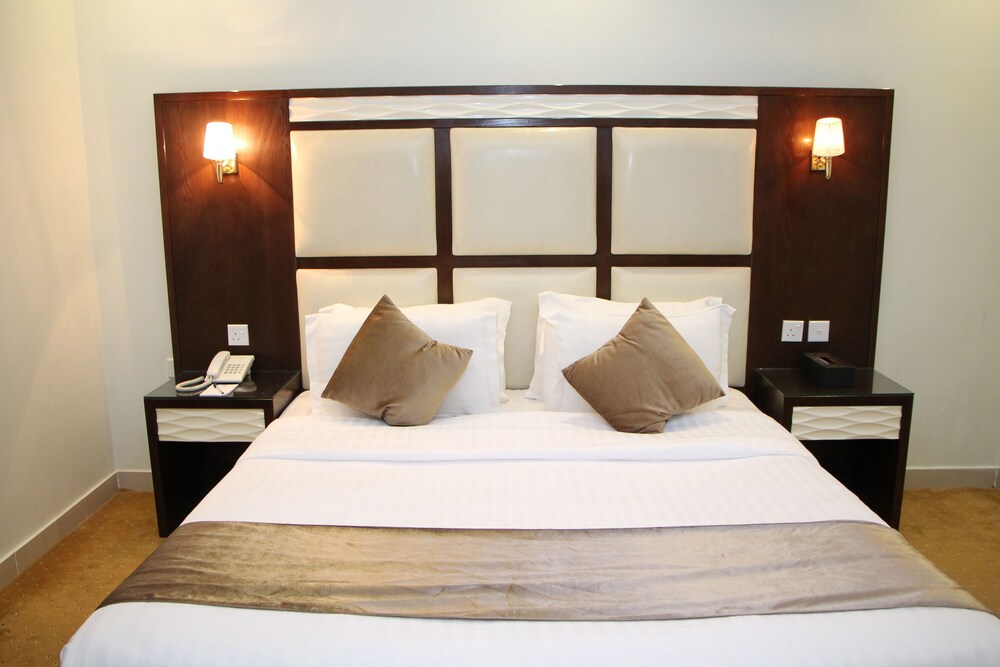 Al Muhaidb Residence Al Dowally 13/30