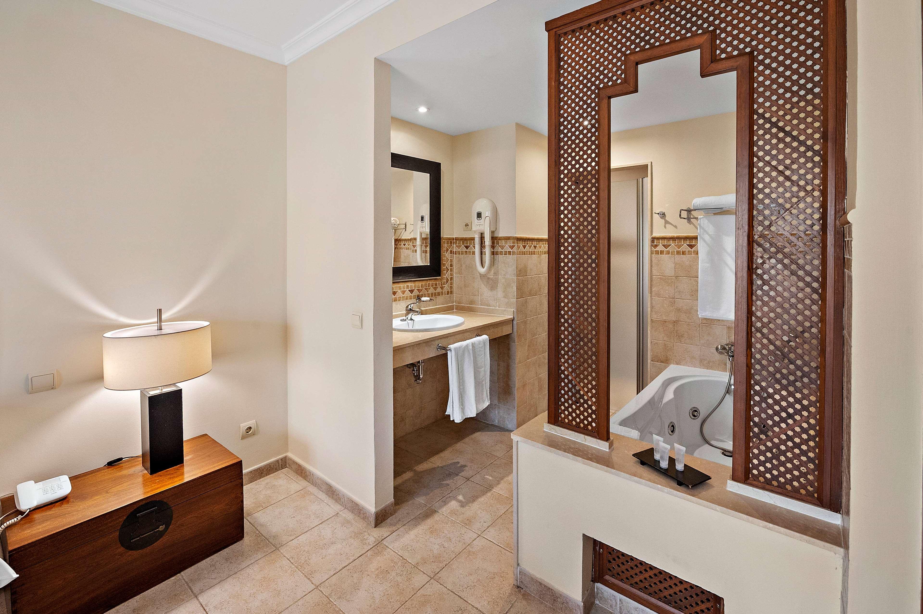 Premium Plus One Bedroom Suite 2+2، Wyndham Grand Costa del Sol 10/10