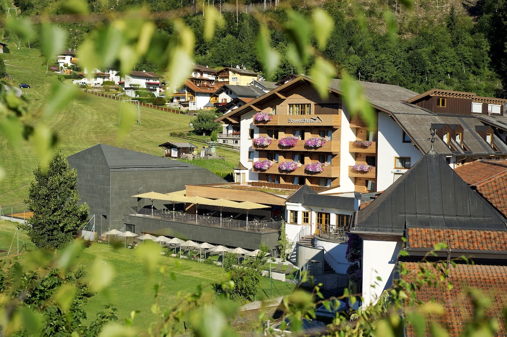 Hotel Schwarzbrunn 64/67