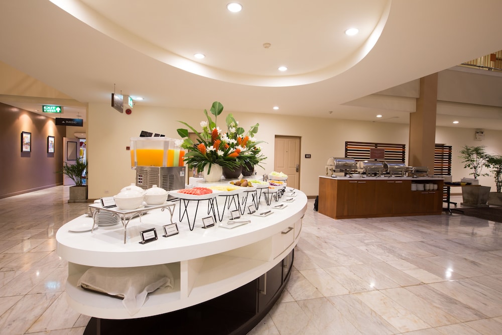 Imm Hotel Thaphae Chiang Mai 11/70