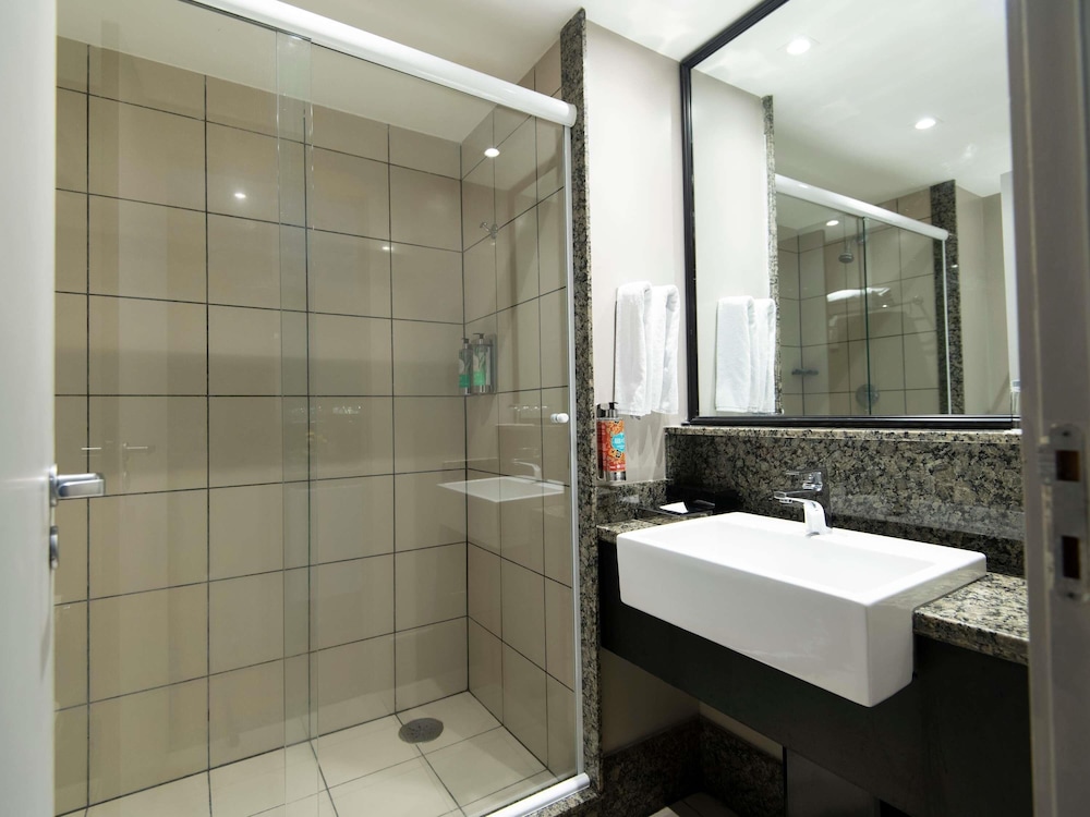 Grand Mercure Sao Paulo Vila Olimpia 48/49
