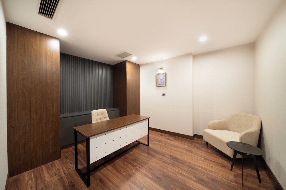 Muong Thanh Grand Hanoi Hotel 17/50