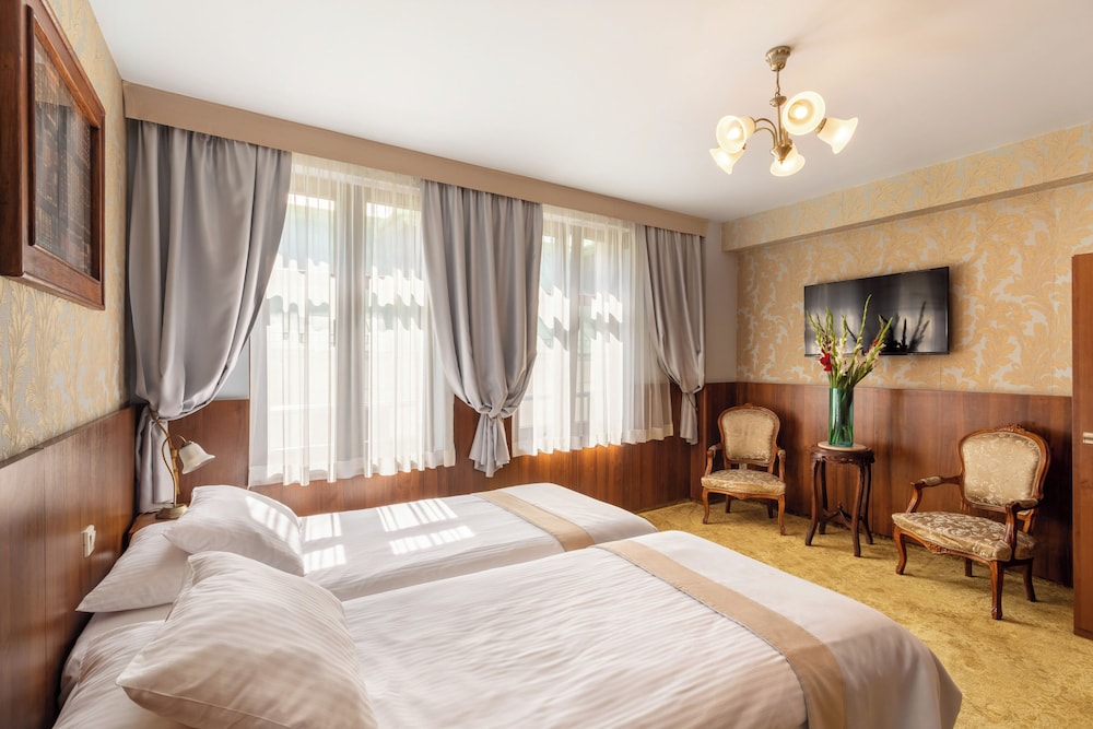 David Hotel 24/63
