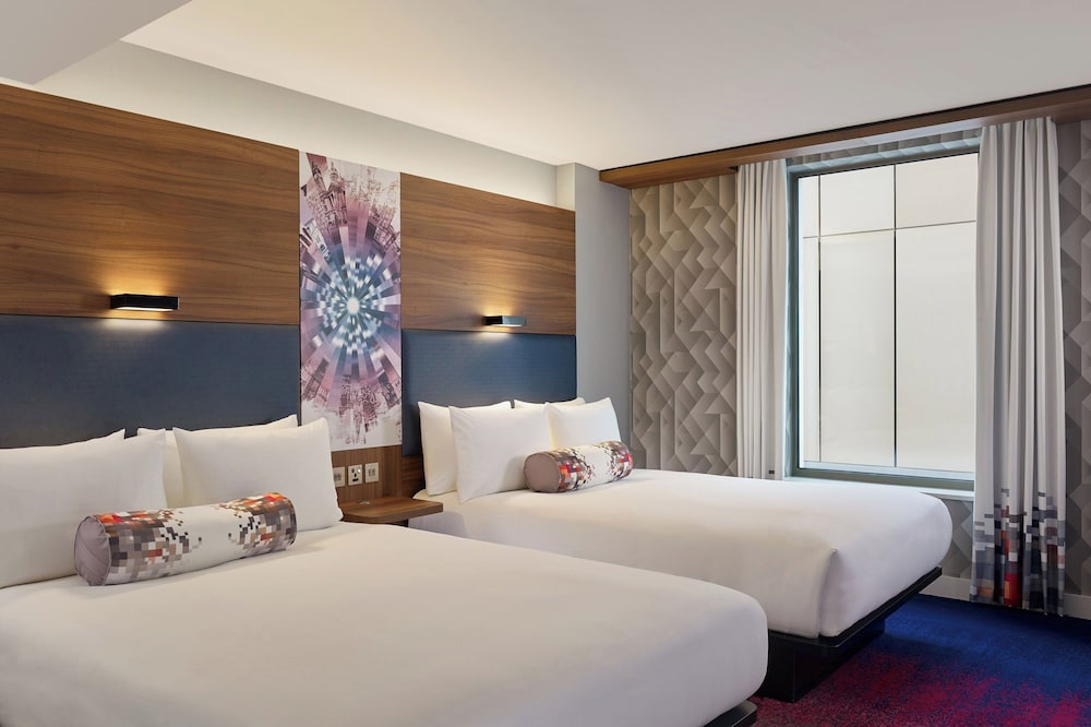 ALOFT, 2 DOUBLE BEDS