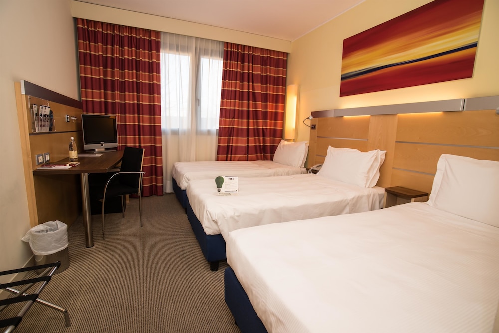 Classic, Triple, 3 Beds