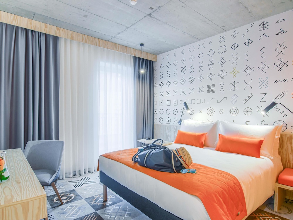 SUPERIOR, DOUBLE BED