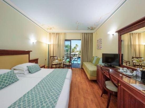 Junior Suite Side Sea View
