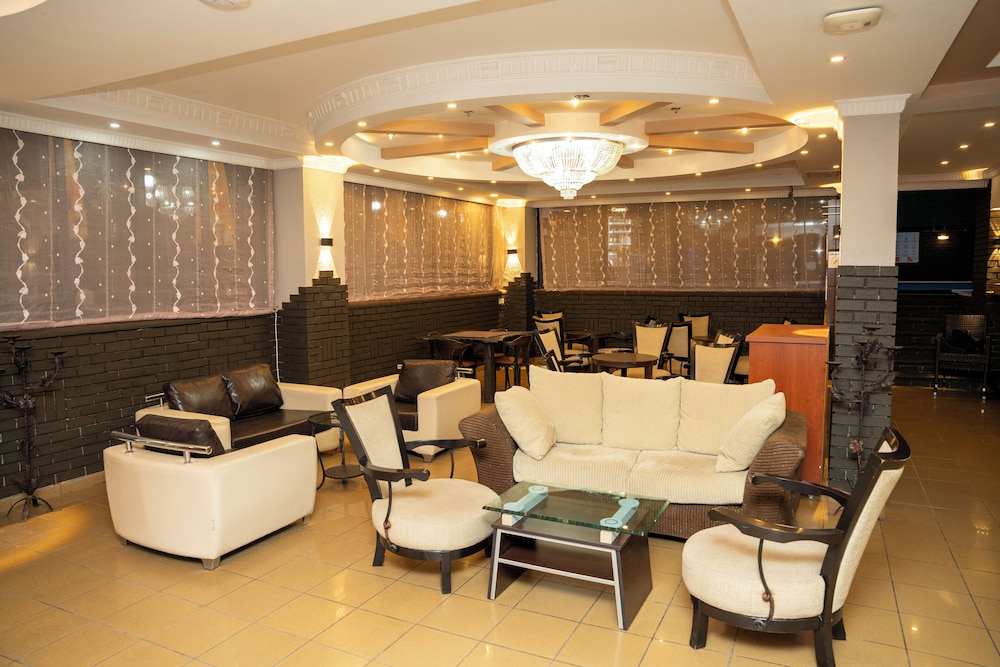 NOVIS HOTEL CLEOPATRA 48/75