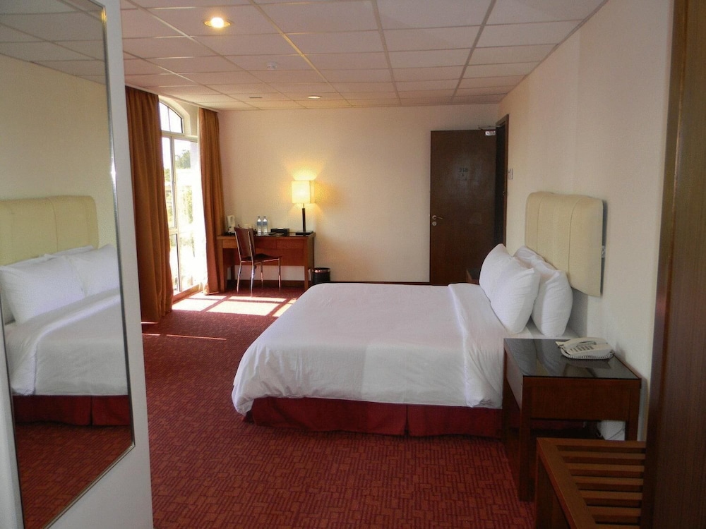 Jewels Hotel 29/46