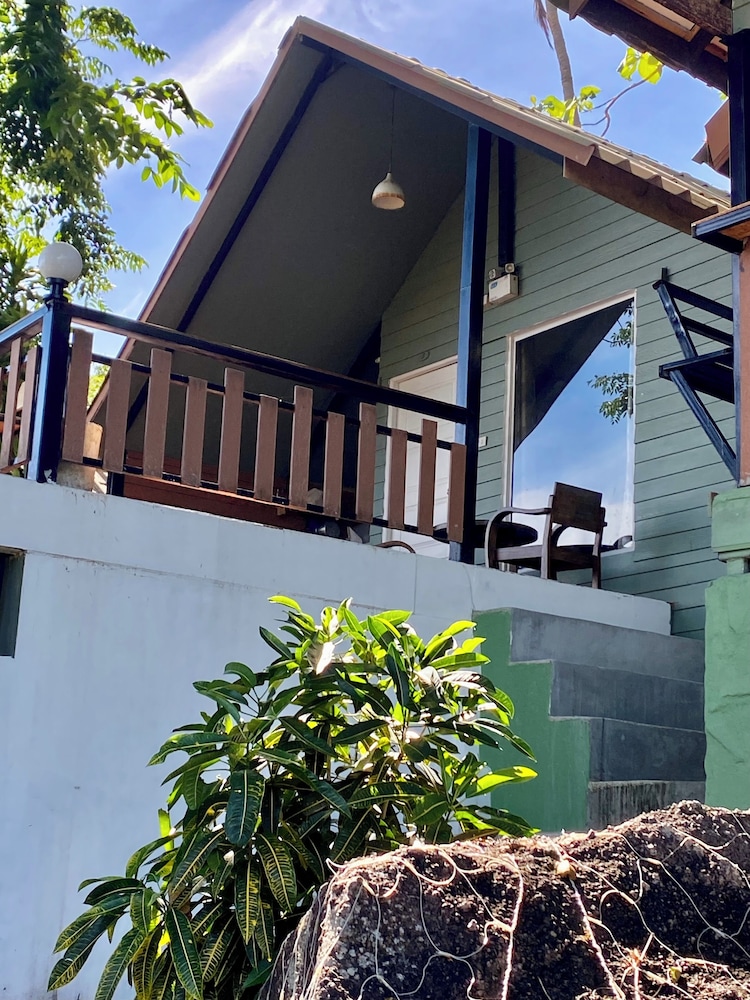 Majestic Sea View Resort 7/50