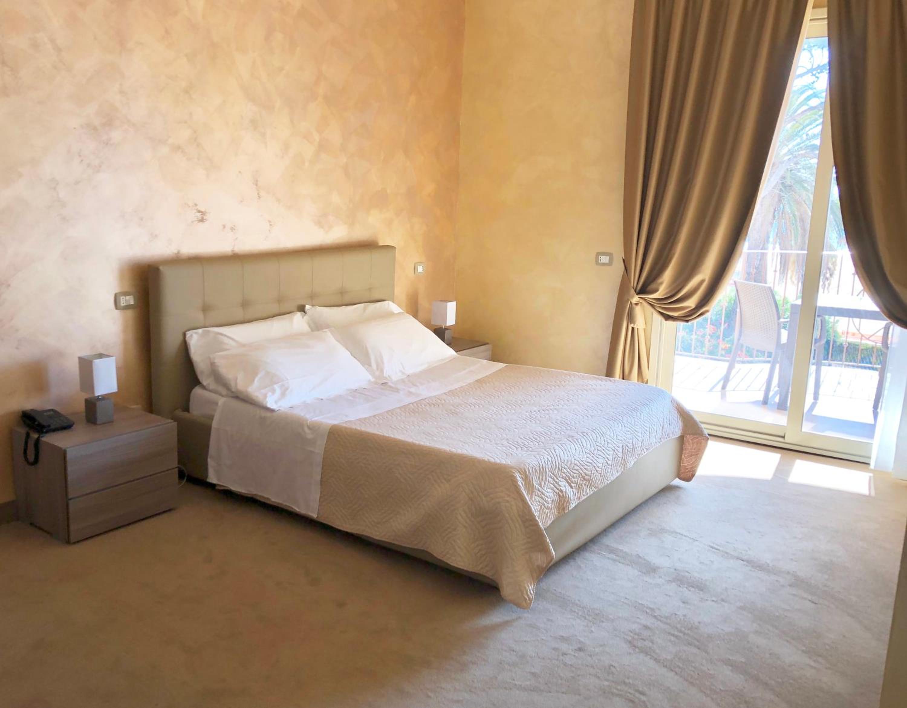 Room, Double Bed, Sea View