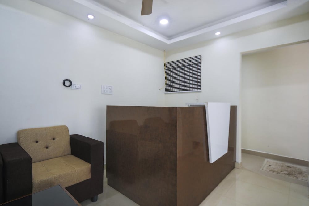 Balaji Residency 2/51