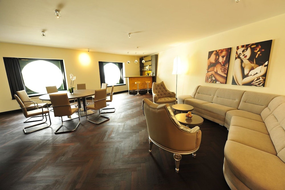 Arcotel Onyx Hamburg 29/50