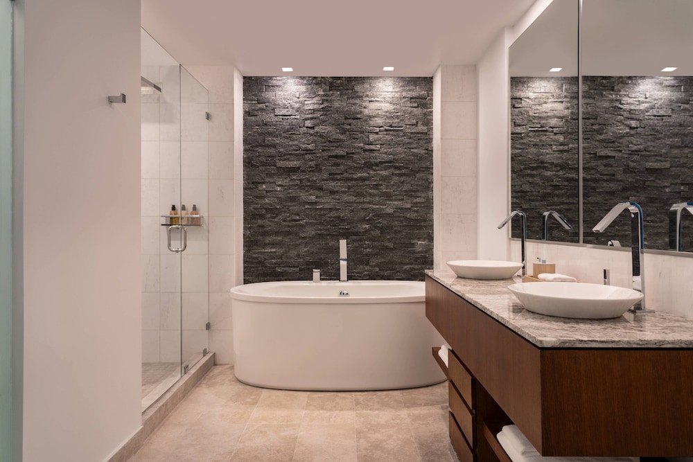 The Ritz-Carlton, Turks & Caicos 47/50