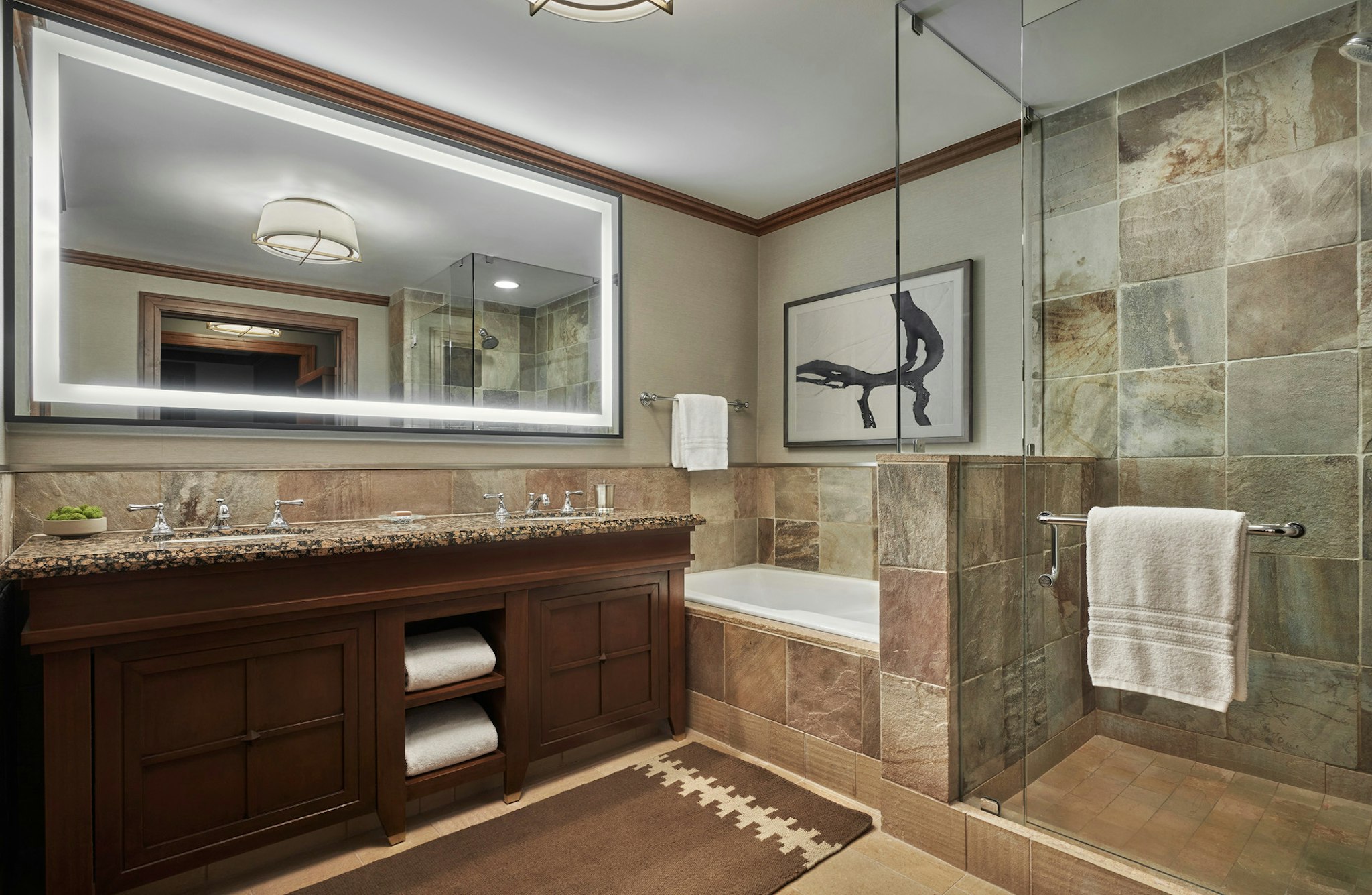 2 Bedrooms, Connecting, Executive, Suite, King and Twin Beds