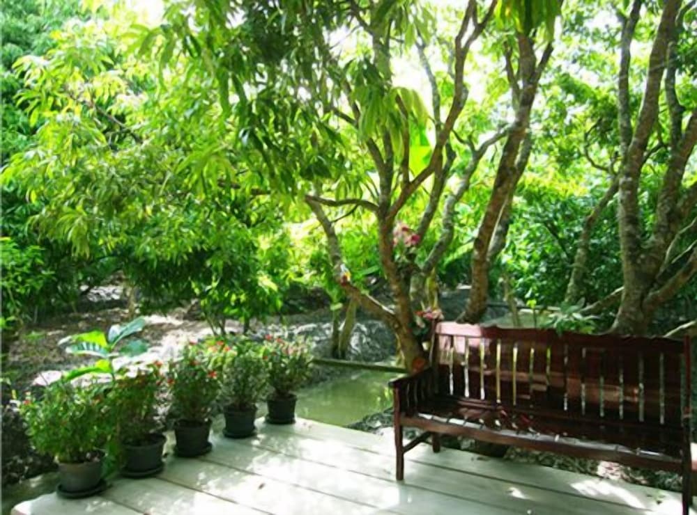 Warakorn Baansuan - Amphawa 42/50