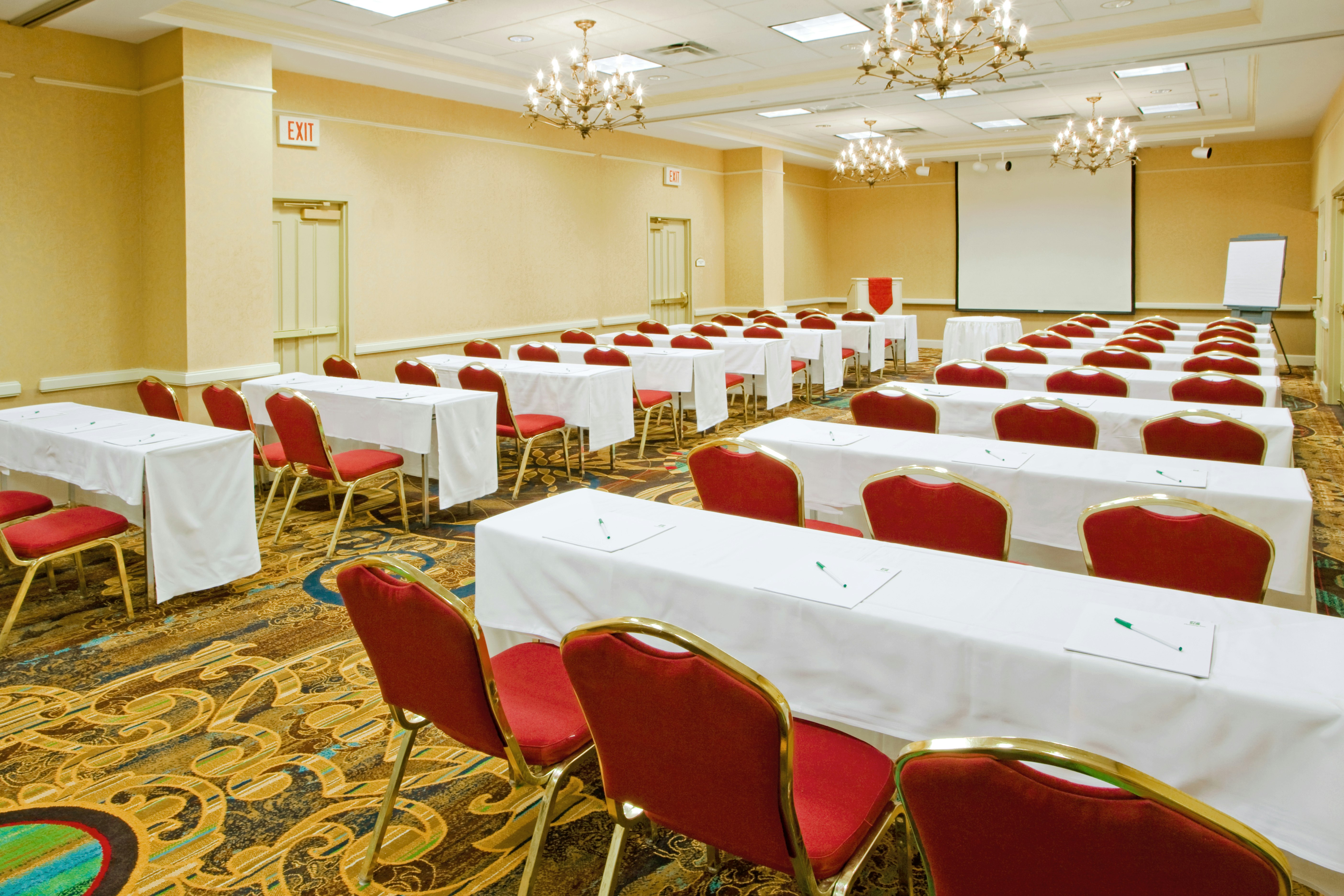 Holiday Inn Chantilly-Dulles Expo (Arpt) 48/55