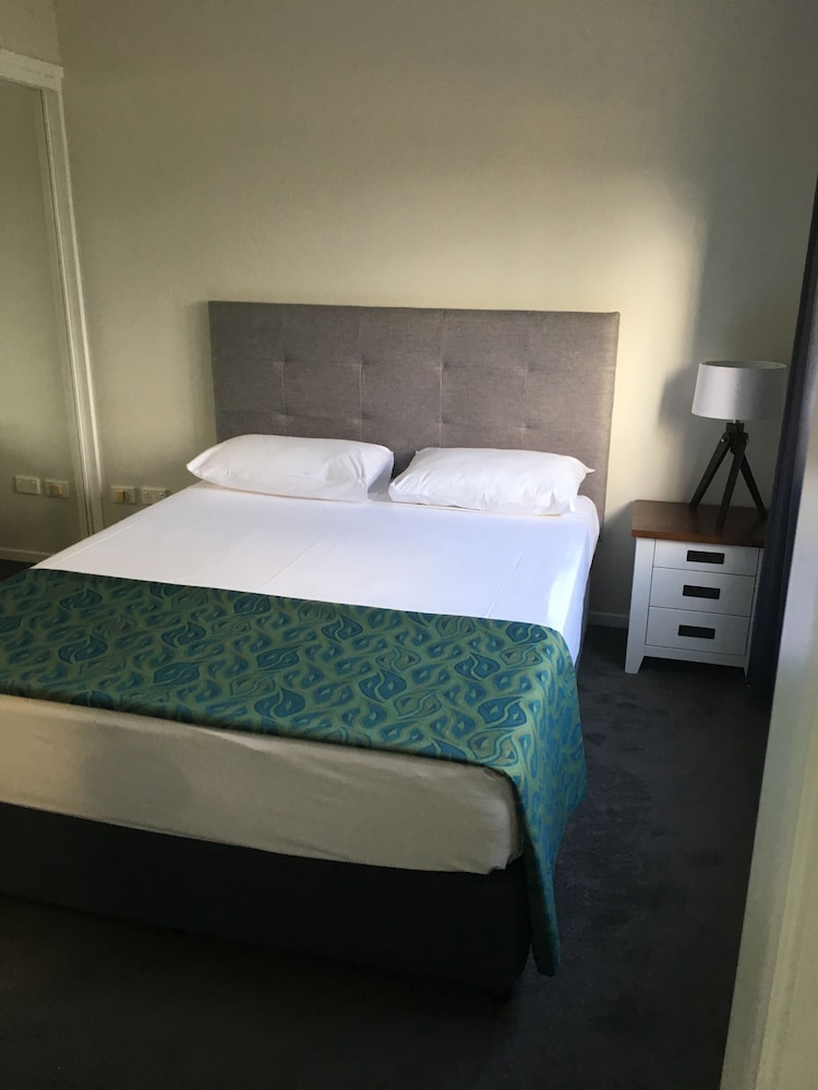 Portobello Resort Apartments 27/73