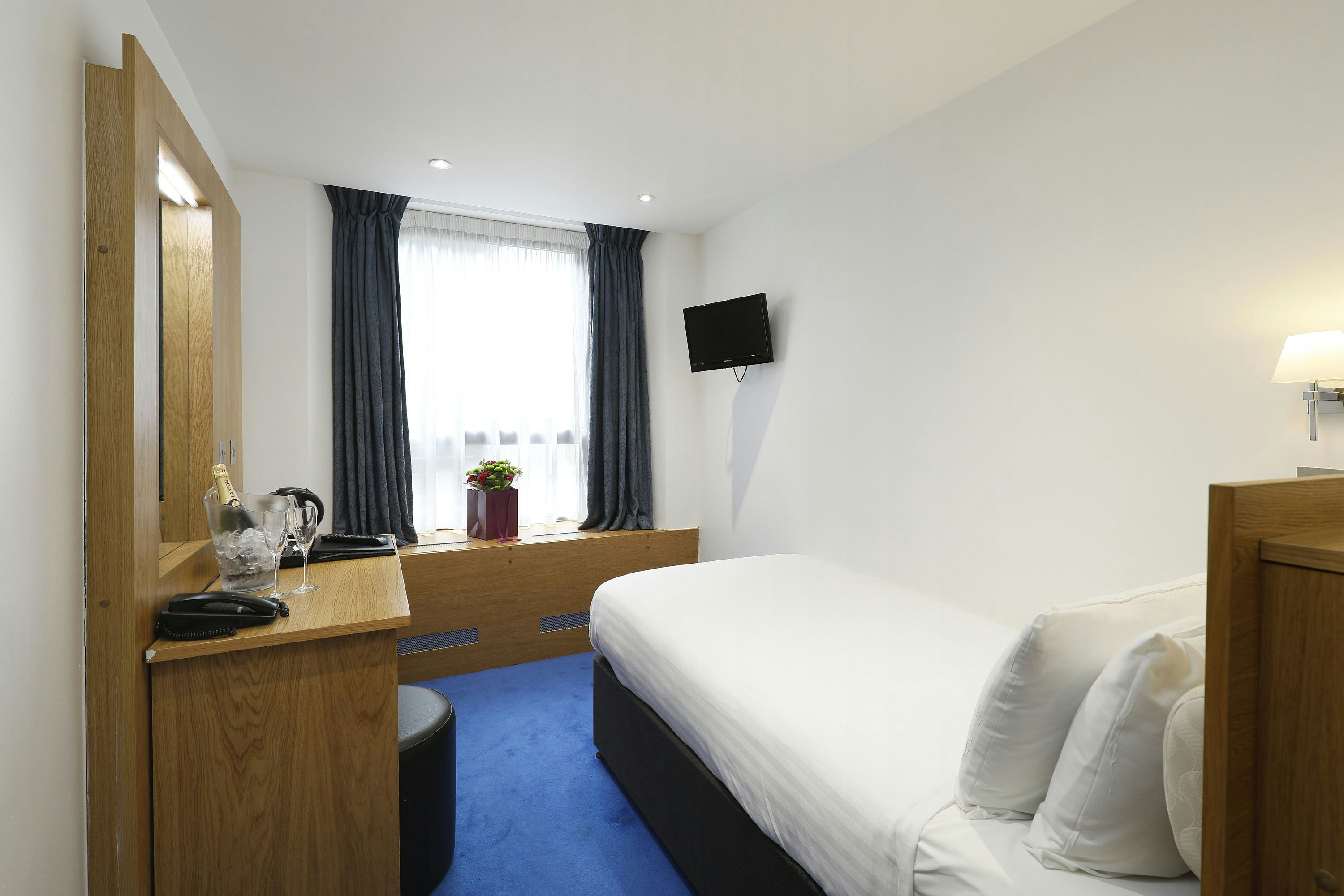 Central Park Hotel 21/49