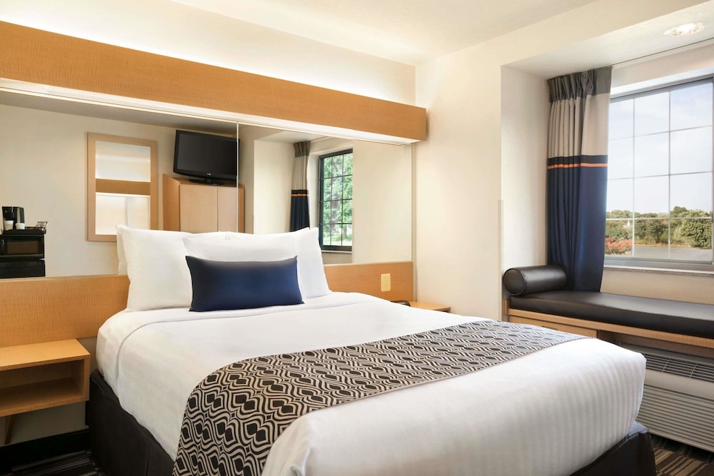 Microtel Inn And Suites By Wyndham Culpeper 11/29