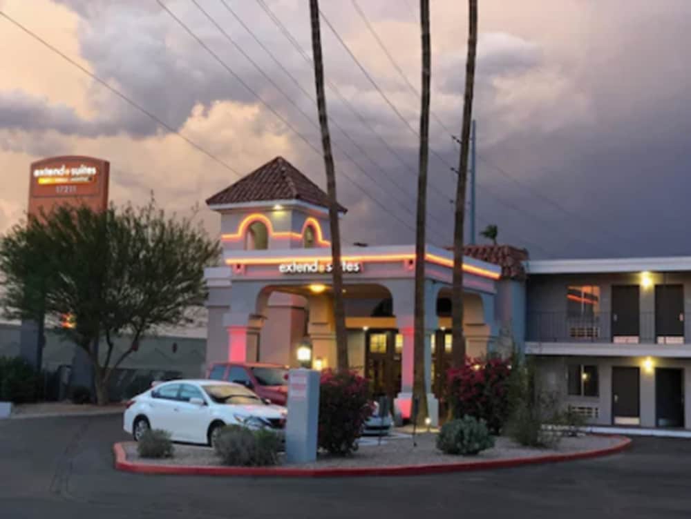 Extend A Suites Phoenix, AZ 9/55