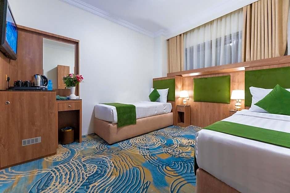 Hayah Plaza Hotel 12/24