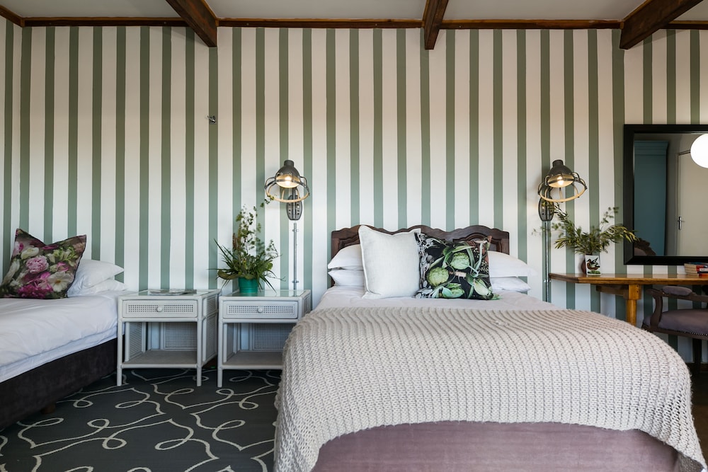 Sweetfontein Boutique Farm Lodge 12/29