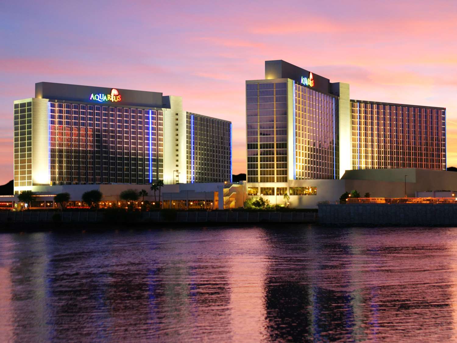 Aquarius Casino Resort, BW Premier Collection 43/44