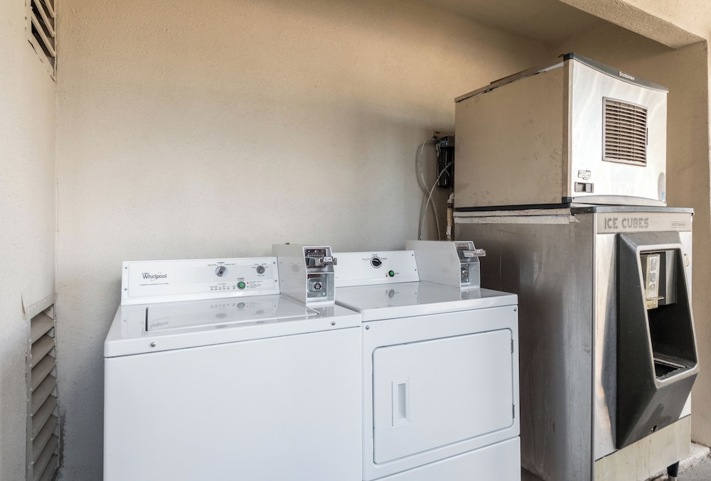 Motel6 Seguin, TX 42/53
