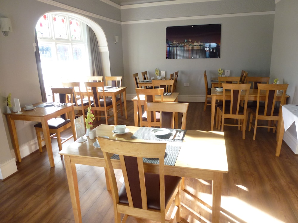 Orrell Park Hotel 41/53