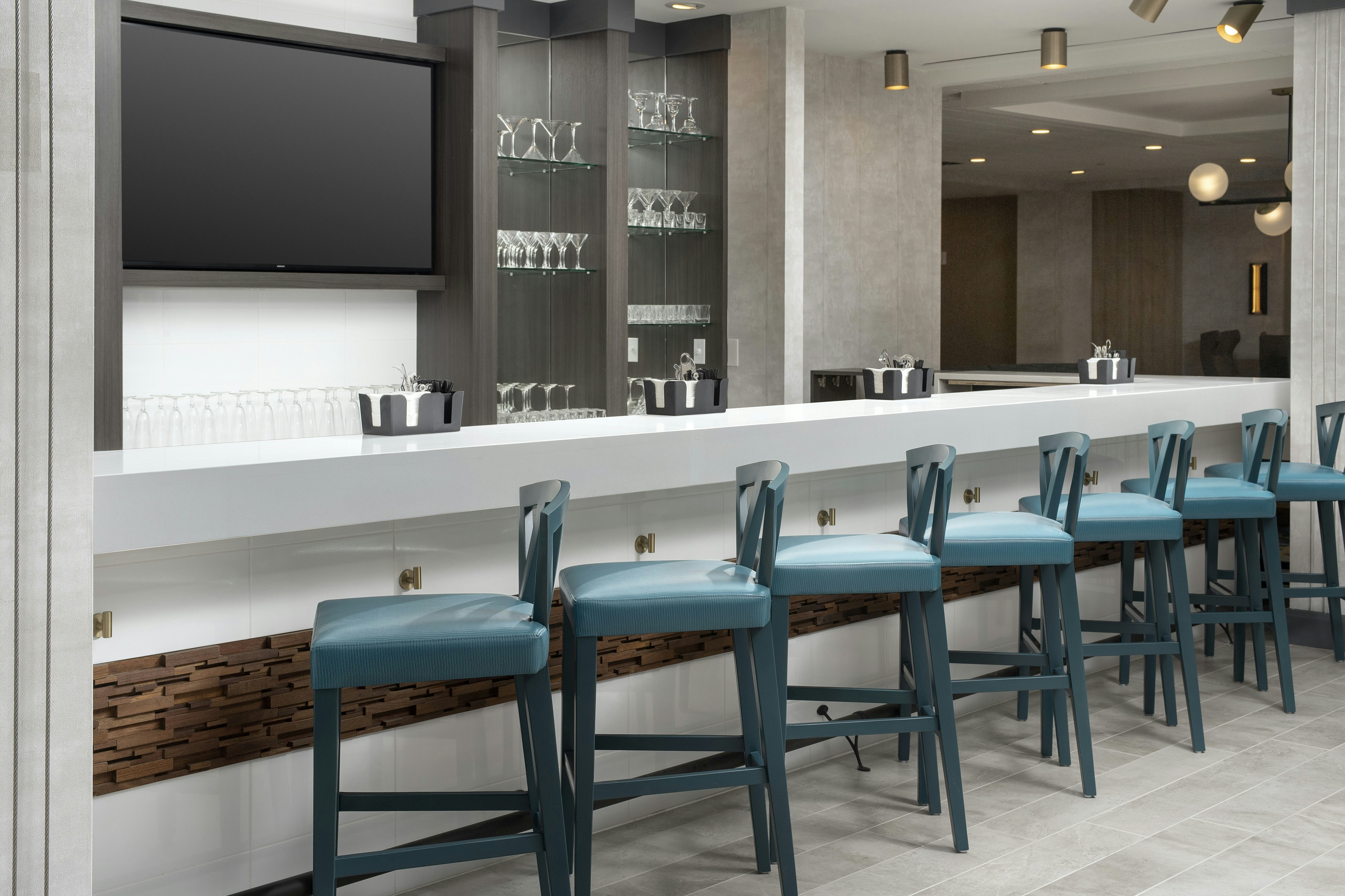 Hilton Garden Inn Westchester Dobbs Ferry 49/51