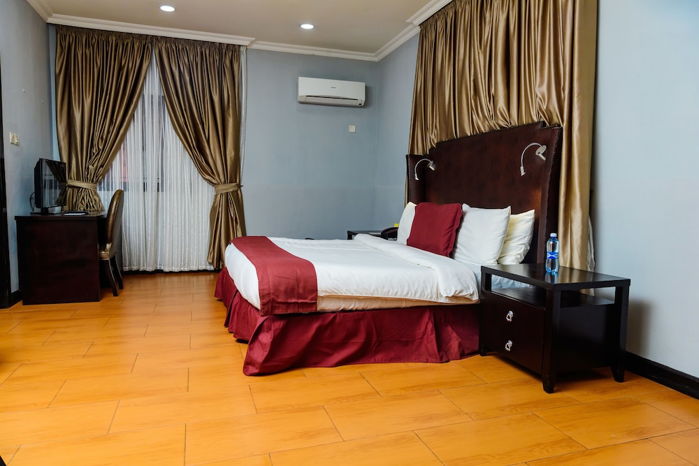 The Guesthouse 24/50