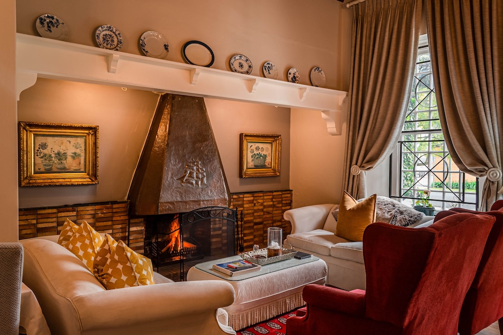 Van Der Stel Manor 26/50
