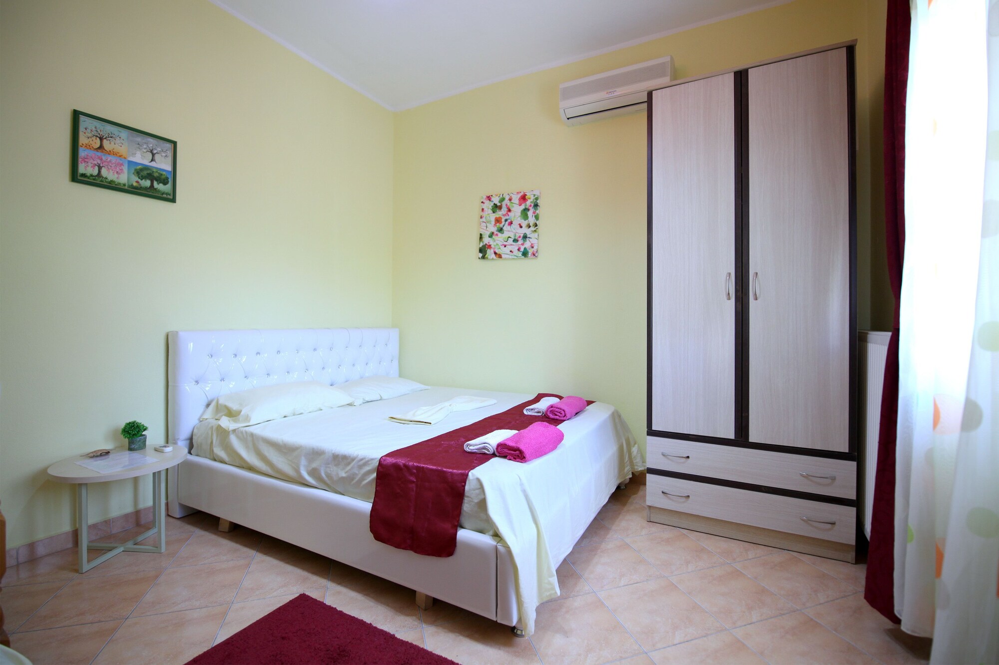 1 BEDROOM, STANDARD, DOUBLE BED