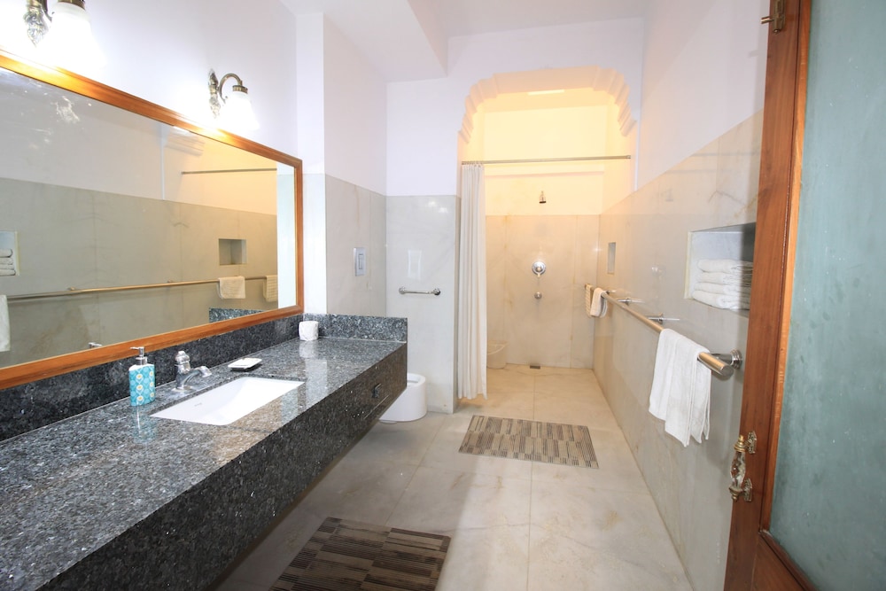 Hotel Megh Niwas 46/46