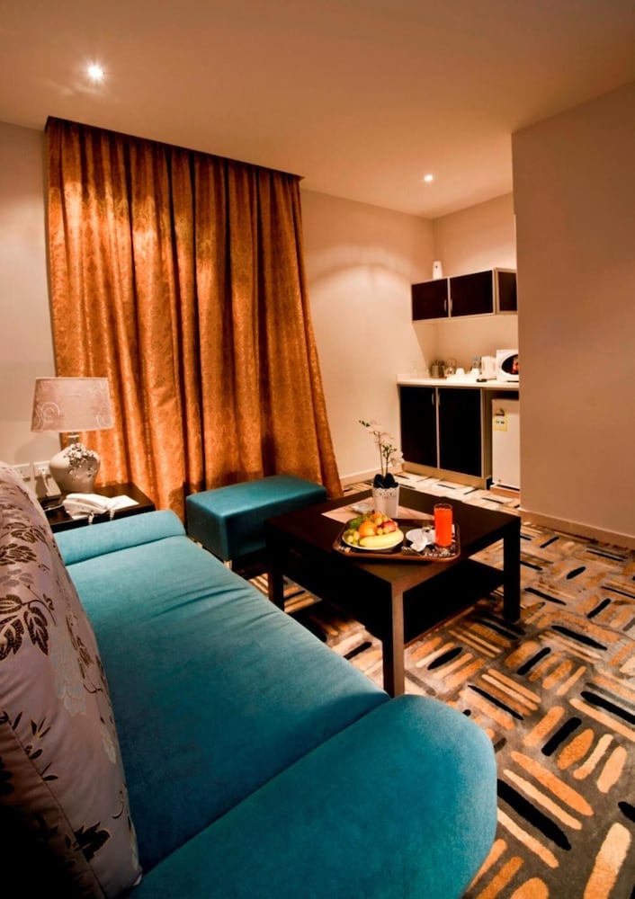 الاجنحه التنفيذيه(Executive Suites) 20/44