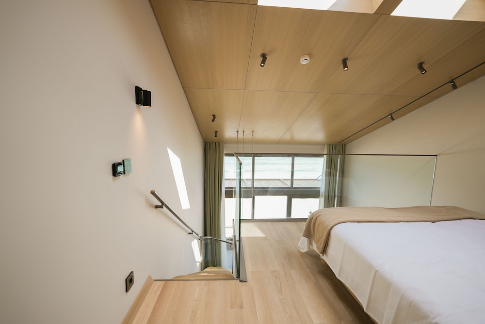 Loft, Murphy Bed, Sea View