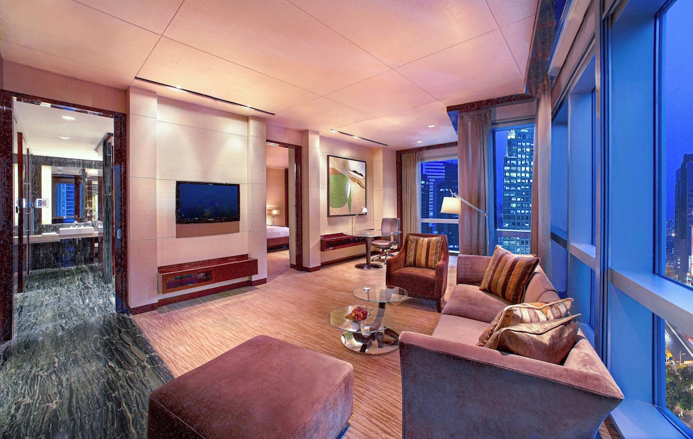 Grand Hyatt Shenzhen 50/75