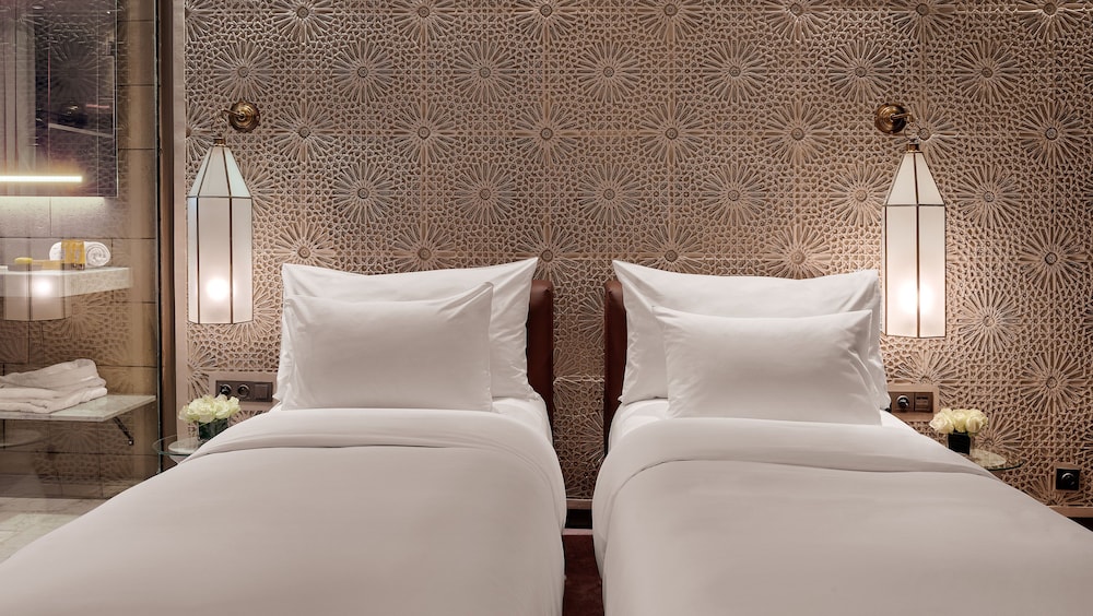Sahrai Hotel 20/81