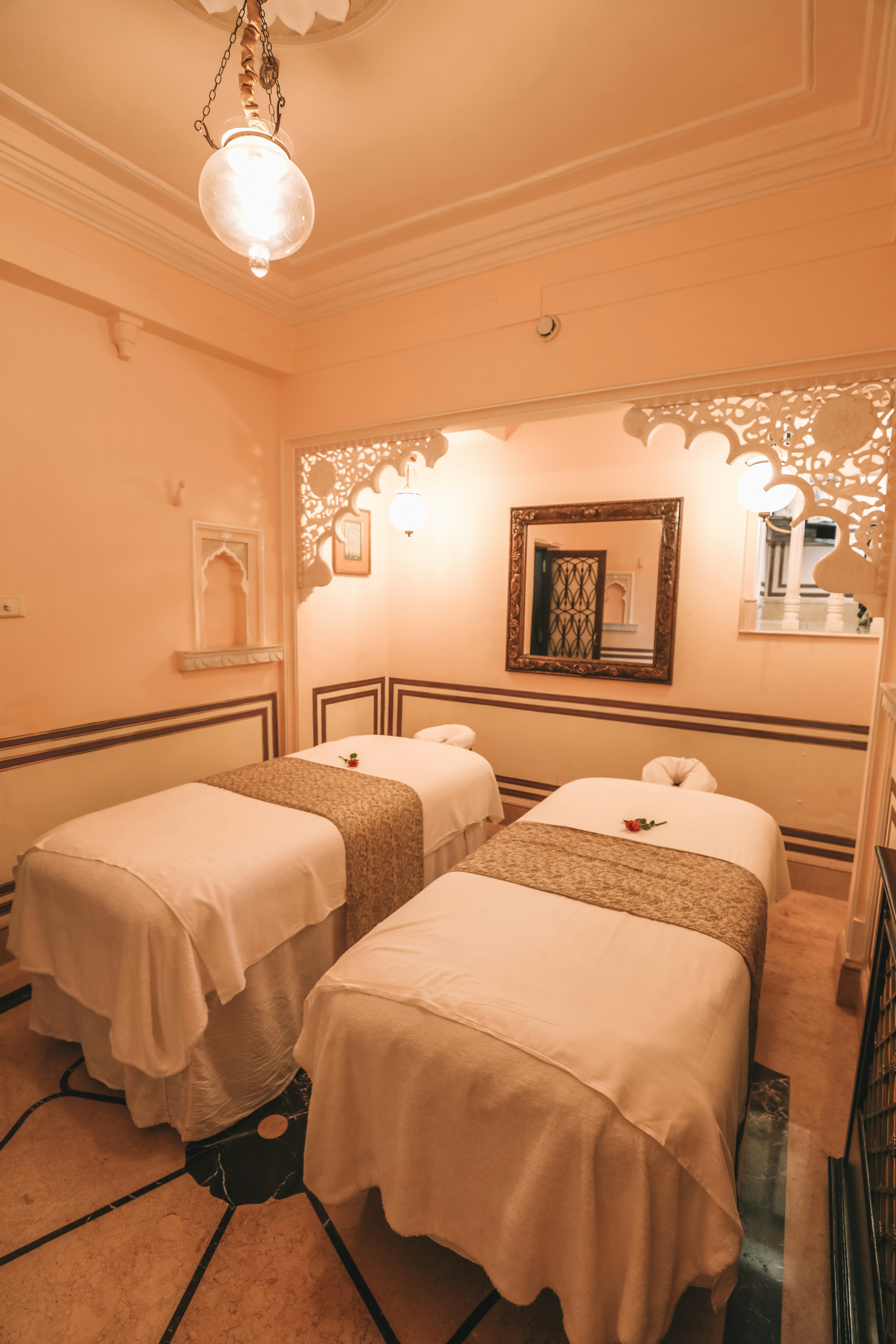 Taj Lake Palace 11/61