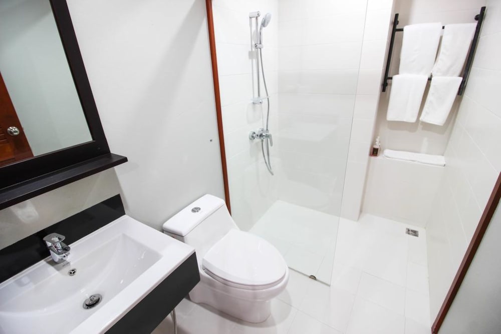 Tai-Shan Suites 21/51