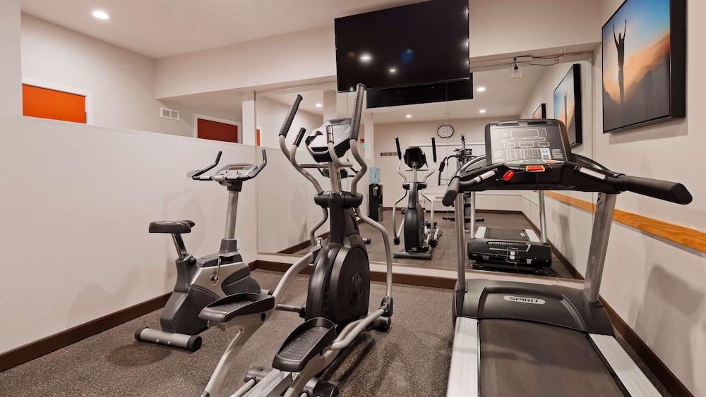 Best Western Plus Villa Del Lago Inn 23/41